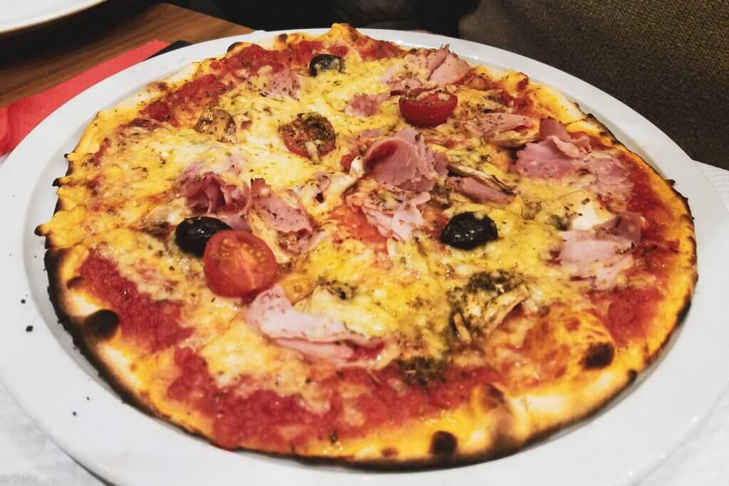 France Marseille Pizza