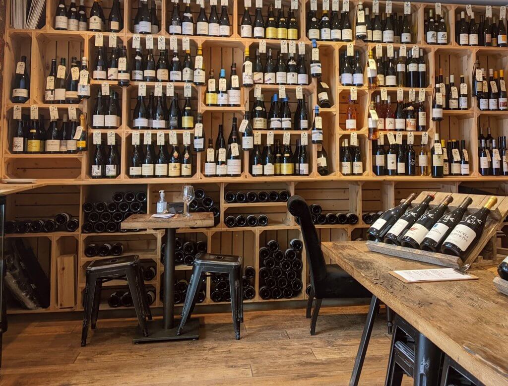 Paris Cave des Climats wine store